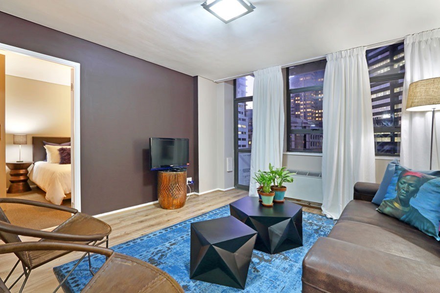 fs0815_00215373999606078