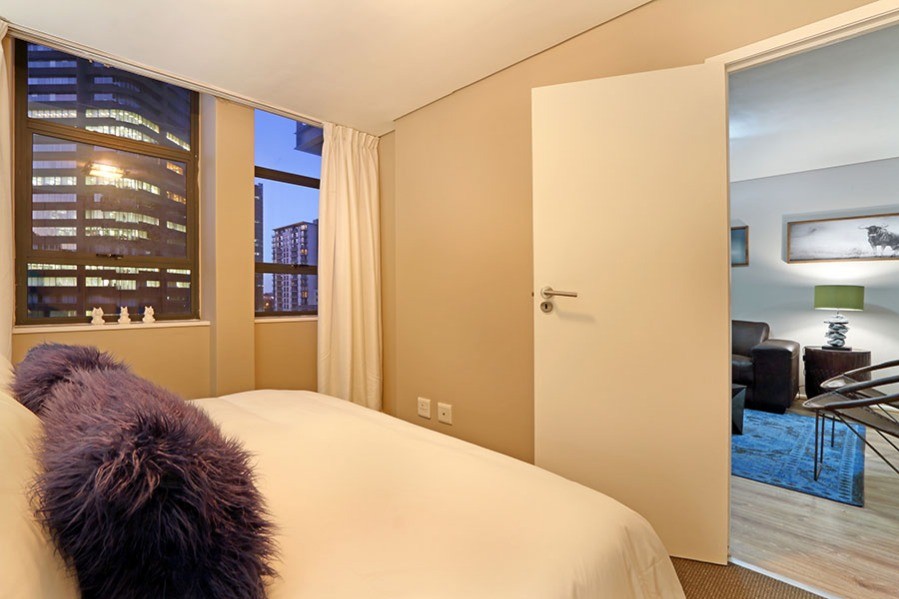 fs0815_01715373999719996