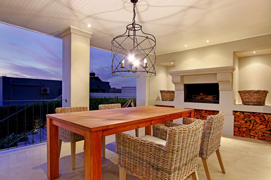 18d97c8d-fc40-4f41-9225-f70942431138