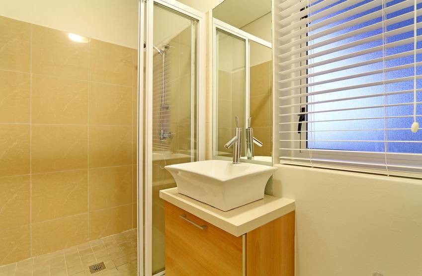 26779_1539010275-2643658854_5