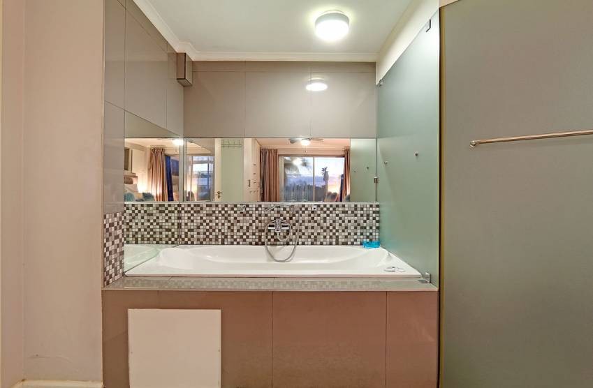 26991_1548836945-5608072397_8