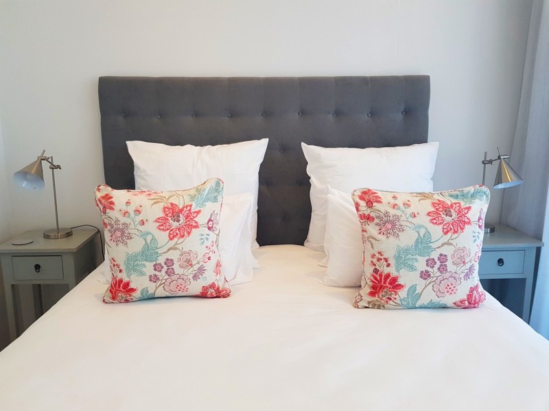 {31451805-1687-4DBB-B789-C2E447F406E7}