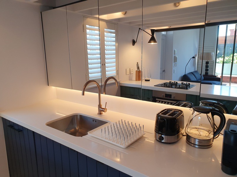 {EDD8CAC6-56B3-4D48-8613-44D20C759014}