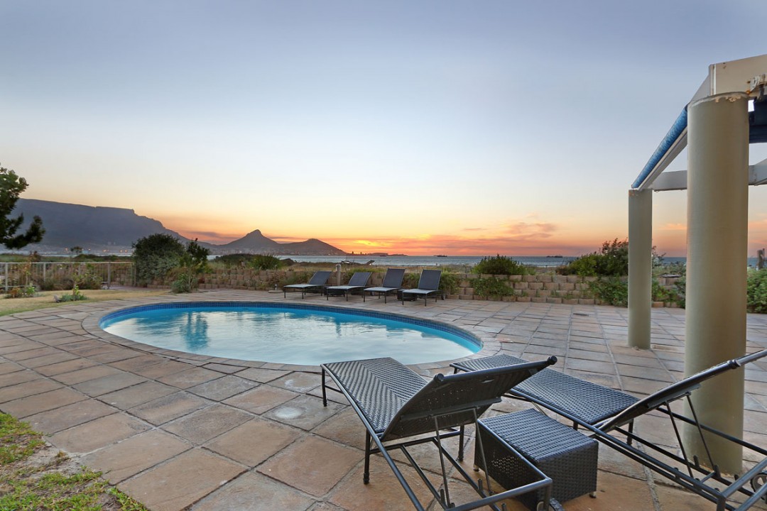 8766_1512480441-2640850245_1