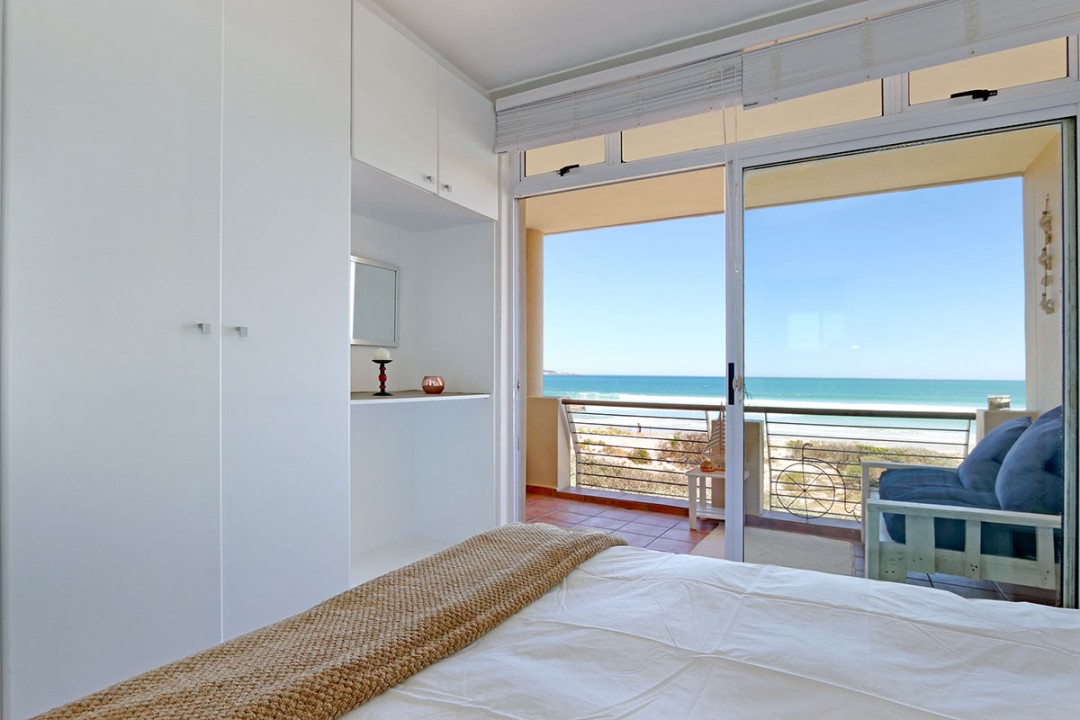 8766_1512480471-7836917578_9