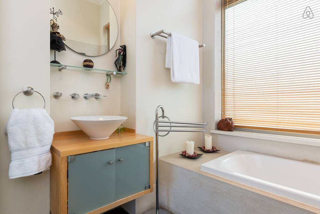 f2b92800-22ab-488d-be1a-0f245da3fef7