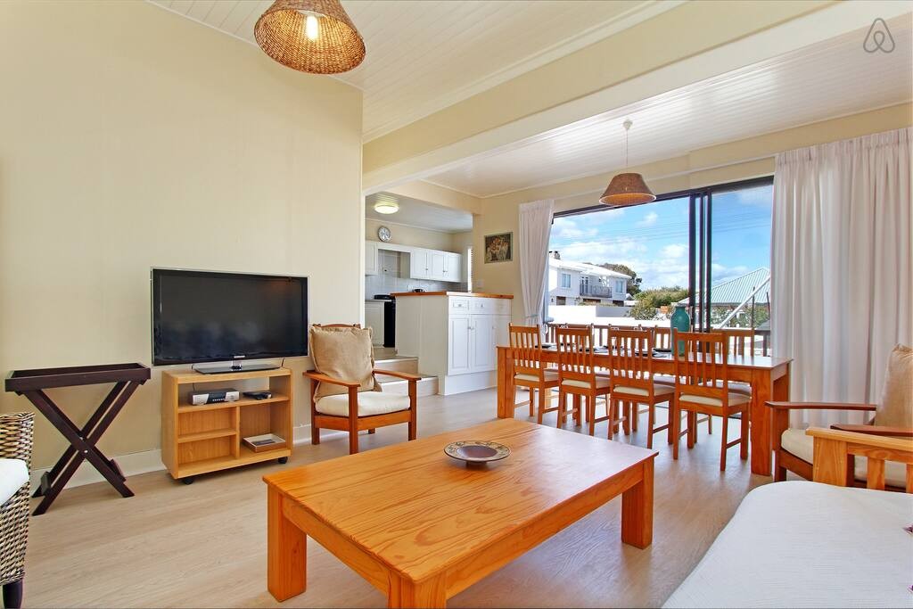 363c483d-45d2-4e76-8995-cbf77a0f468a