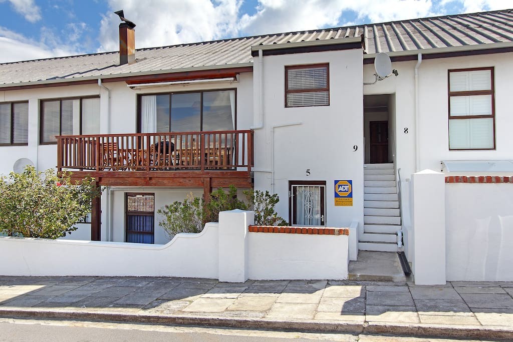 94f6fabd-dff0-4dce-bf0d-0997fba2c13a