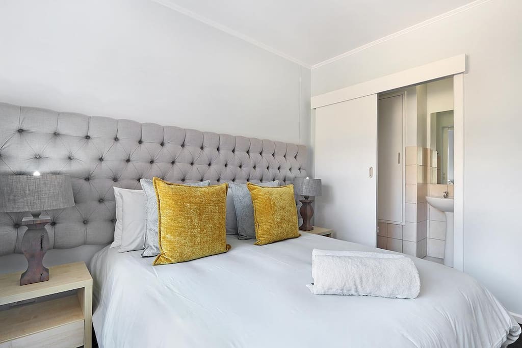 f559f9cd-f529-40a5-b5e1-6fba217426da