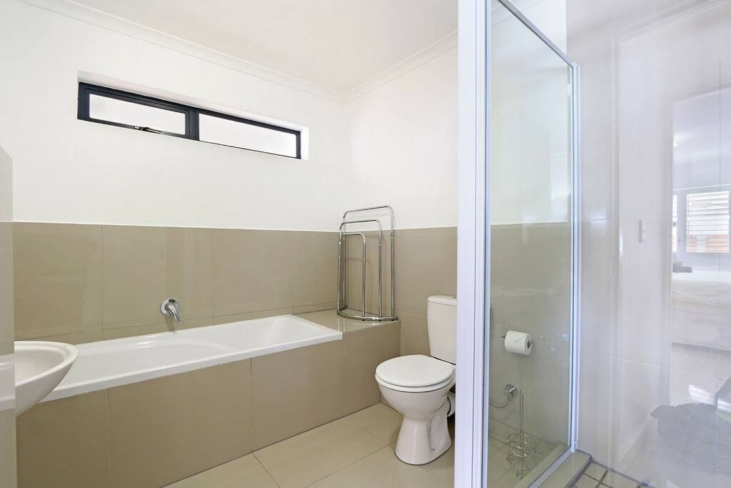 d303e08c-442c-4e48-84ca-d47242420b24