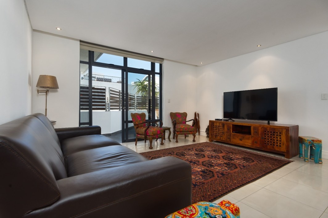 Big-Bay-Accommodaton-186-Eden-on-the-Bay-12-of-21