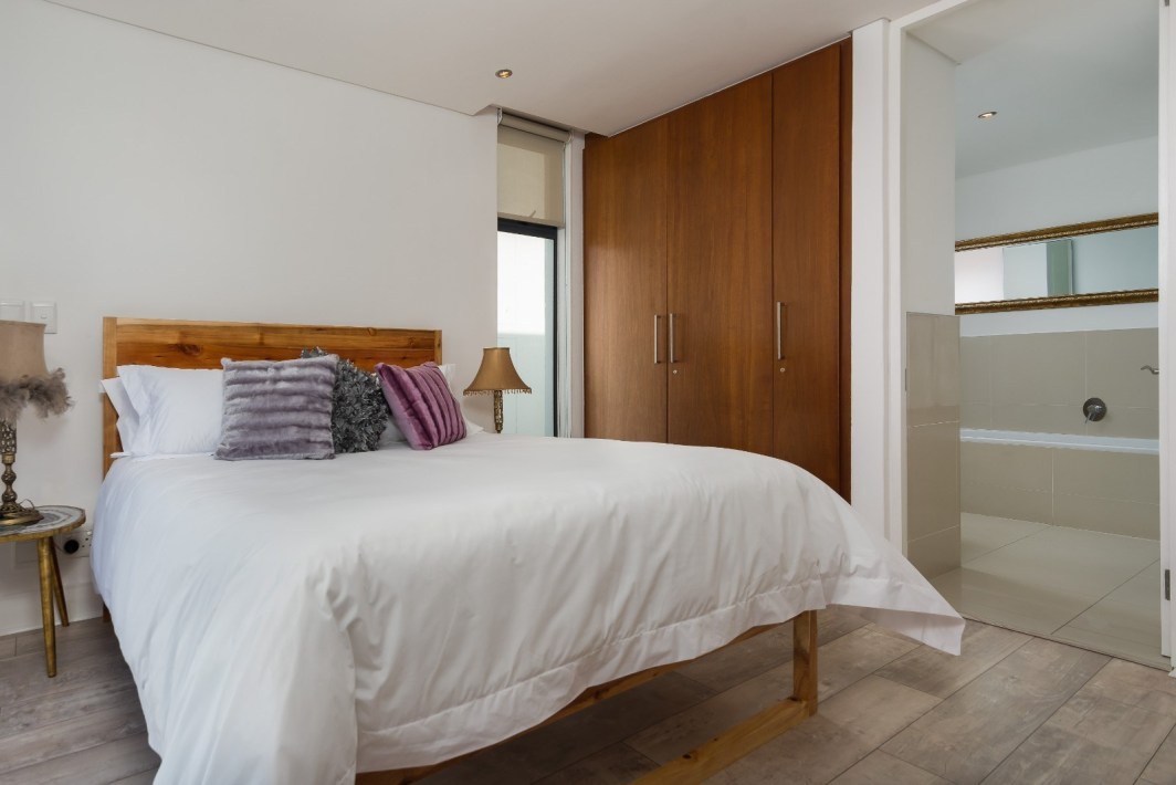 Big-Bay-Accommodaton-186-Eden-on-the-Bay-7-of-21