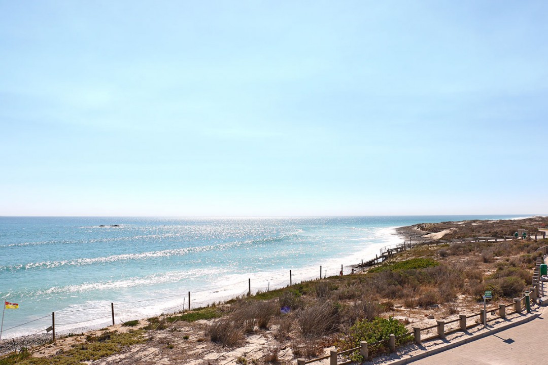 5642_1488452713-43184269_14