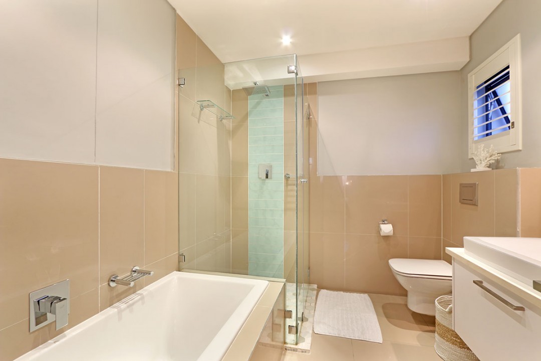 5642_1488802559-381807333_2