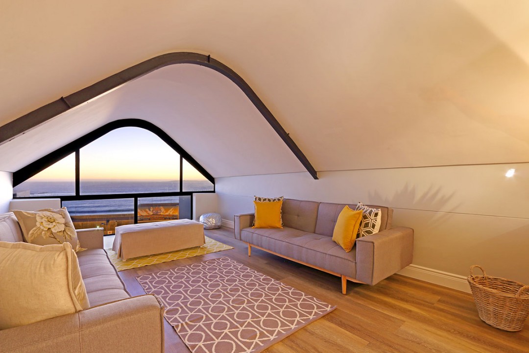 5642_1488802613-503329769_12