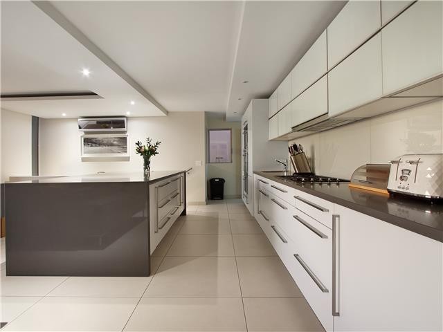 8d6bfdb7-98dc-4ad0-96a0-fbfcd47ab0cc