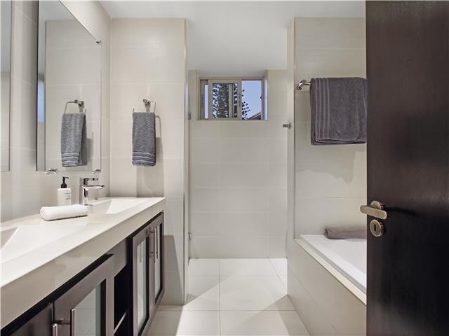 b4ba07ed-7fdb-4963-aeb5-1a914c44c667