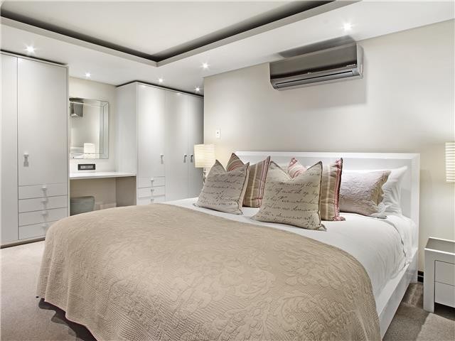 c848b983-84a7-4304-aa37-1d93a25758b4