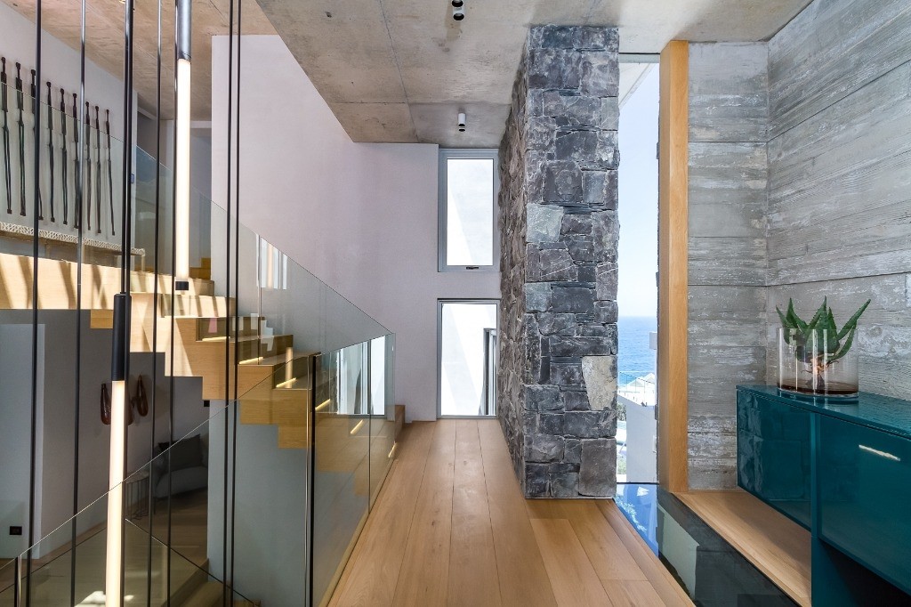 gem-of-bantry-bay-bantry-bay-5d1caa7d56b00