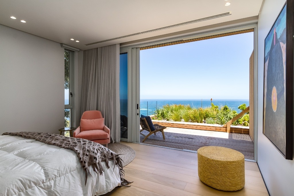 gem-of-bantry-bay-bantry-bay-5d1caa87dfac5