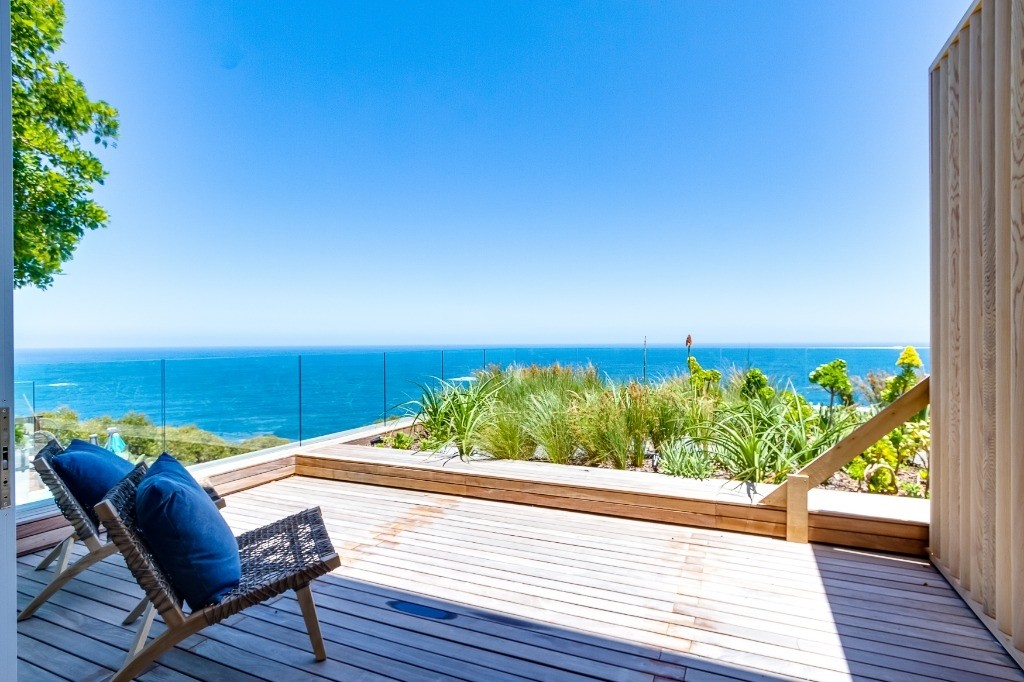 gem-of-bantry-bay-bantry-bay-5d1caa8dce571