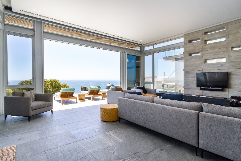 gem-of-bantry-bay-bantry-bay-5d1cab422cb23