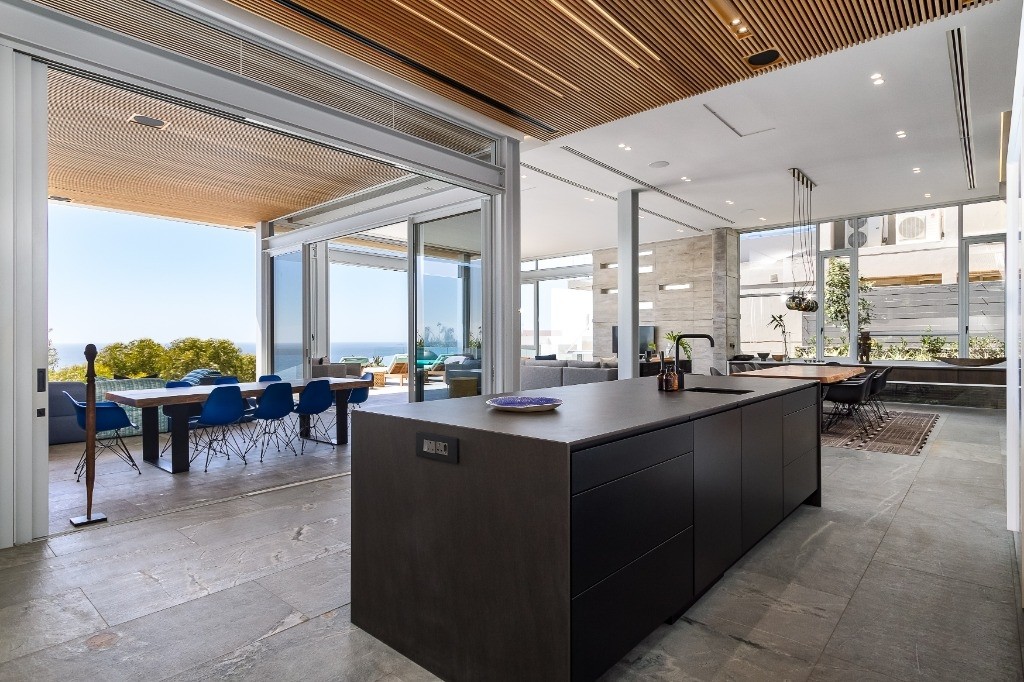 gem-of-bantry-bay-bantry-bay-5d1cabed26ab4