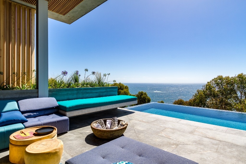 gem-of-bantry-bay-bantry-bay-5d1cabf2df6b0