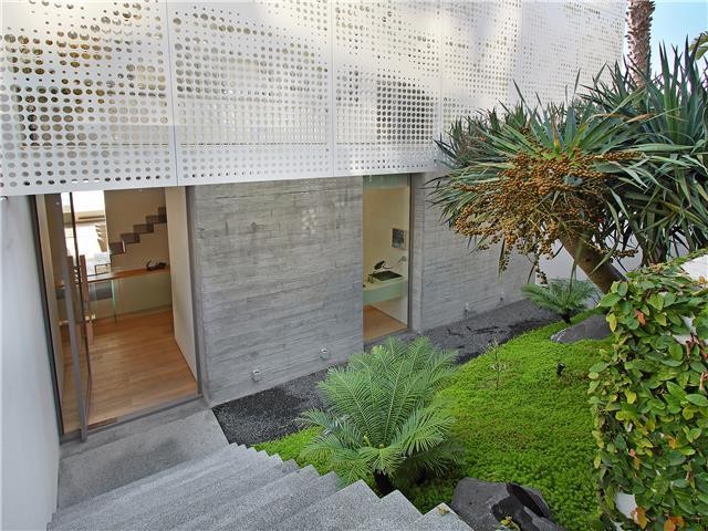 3246ea57-0758-4246-a735-2a9f47a4a28f