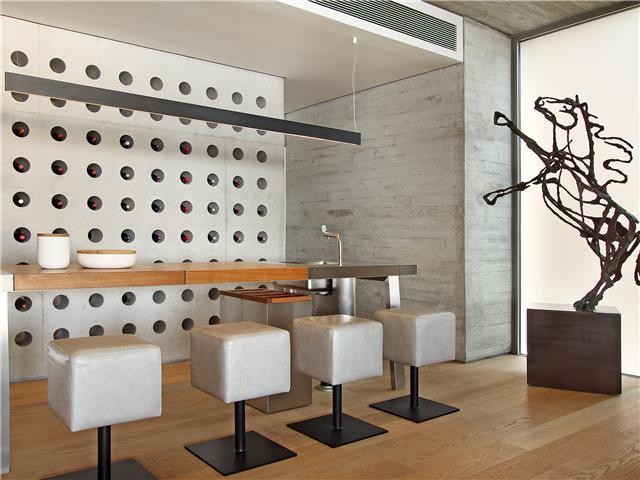 8fc05448-b551-4c25-b32a-c1cc6f5dd3ab