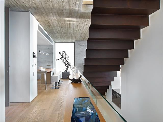 989f62e9-6bfe-49ed-bf8a-b1fe560ed758