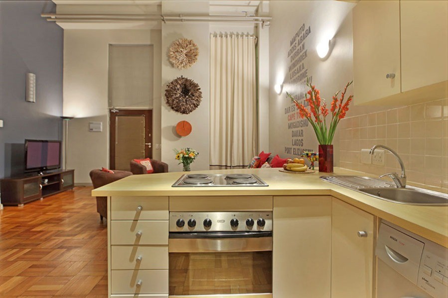 mh0218_0815374048198033