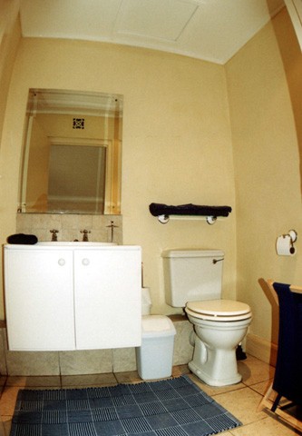 bathroom2_02640x480