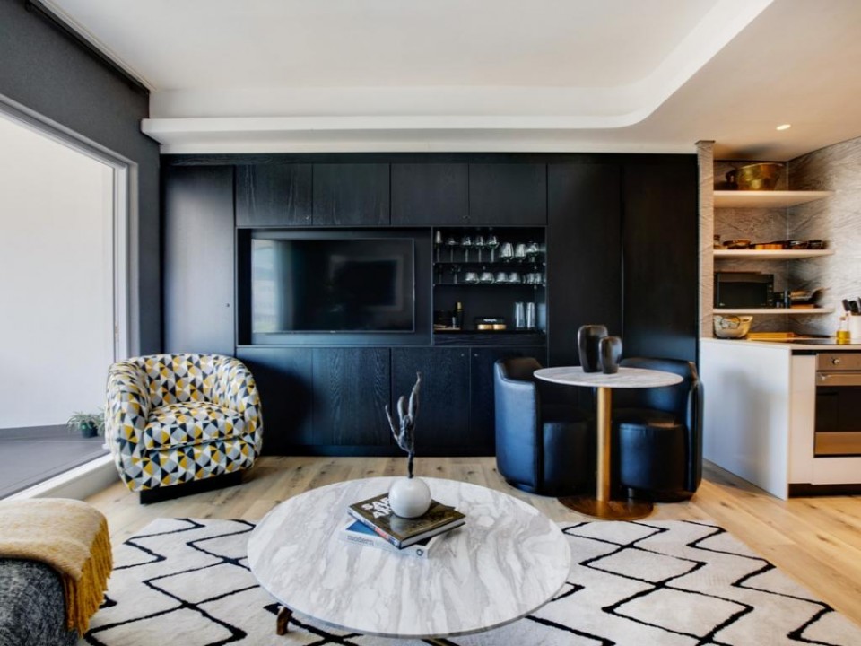 46aef76b-dc24-490c-9725-7609a771e4f0