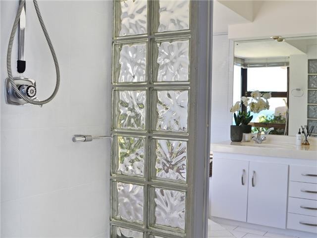 f3057acc-3984-4b3b-b4e6-182d1f80b5fb