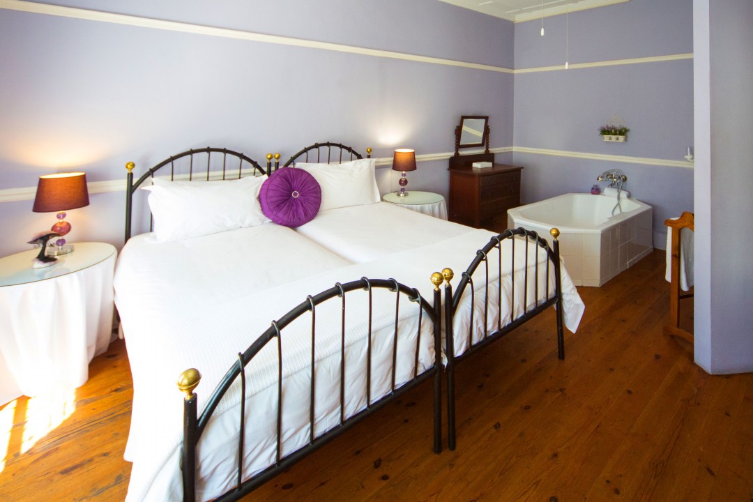 Room 1-Geranium suite 1