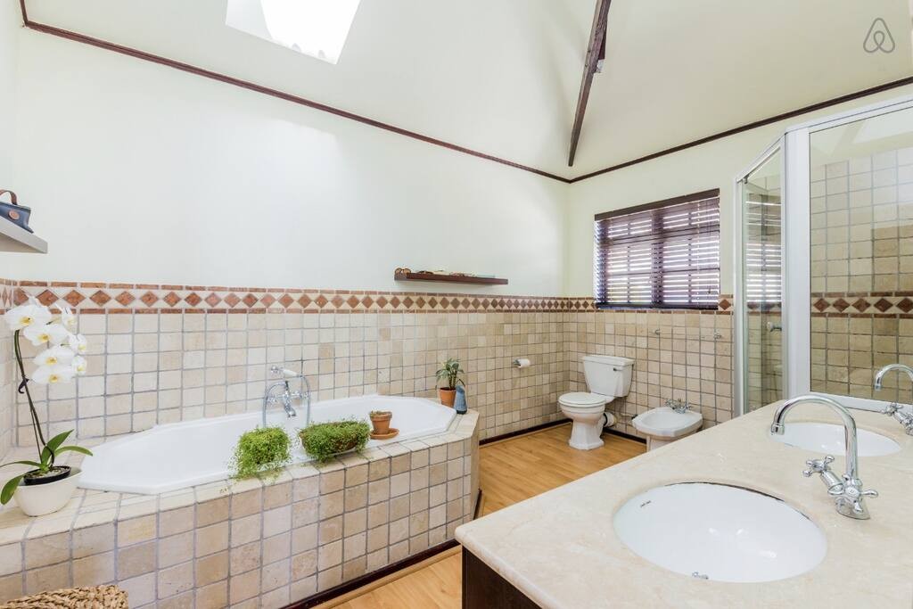 4ac59ee8-80ff-41de-8de1-b41c6c91d07e