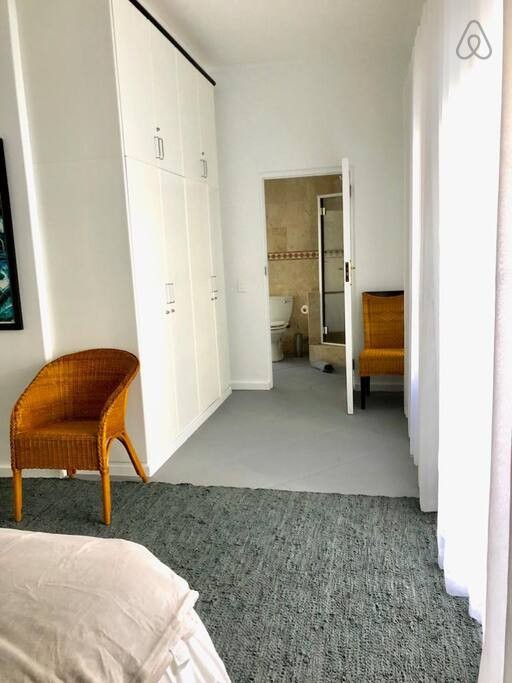 b1b1d417-499c-42e4-a5ab-e8753cfda242