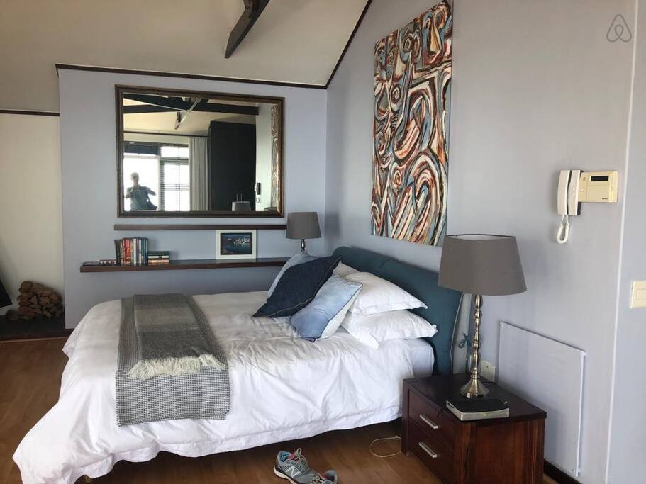 c970c9a3-e089-4e2d-842e-41d0f21808ae