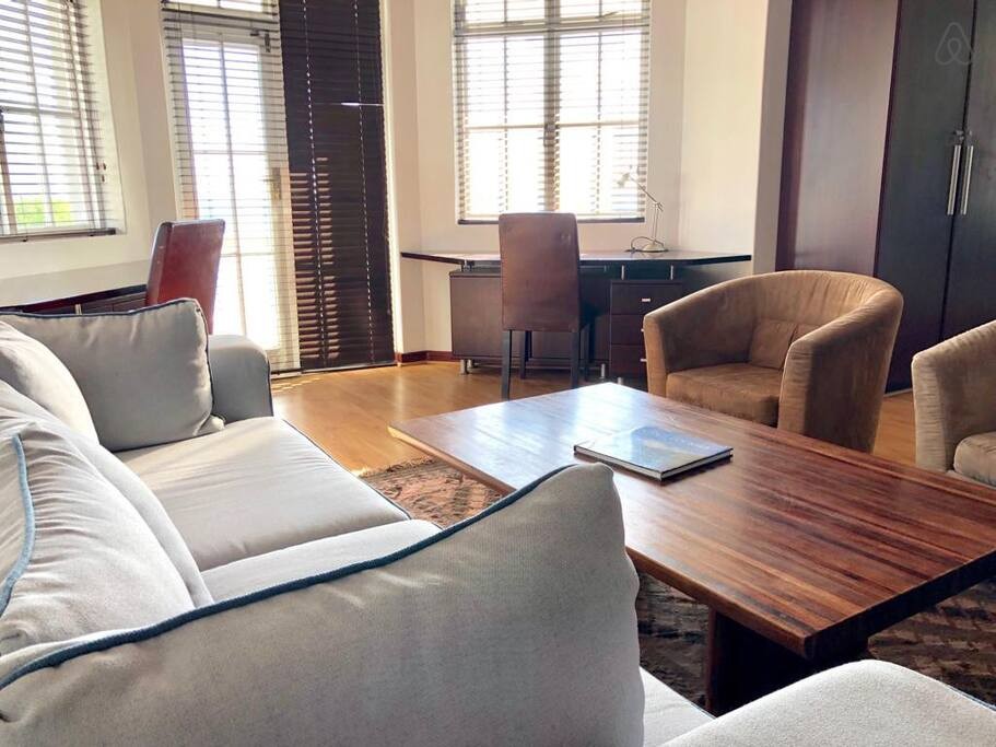 f18ce788-21f7-438b-8183-f4cd3de4ec06