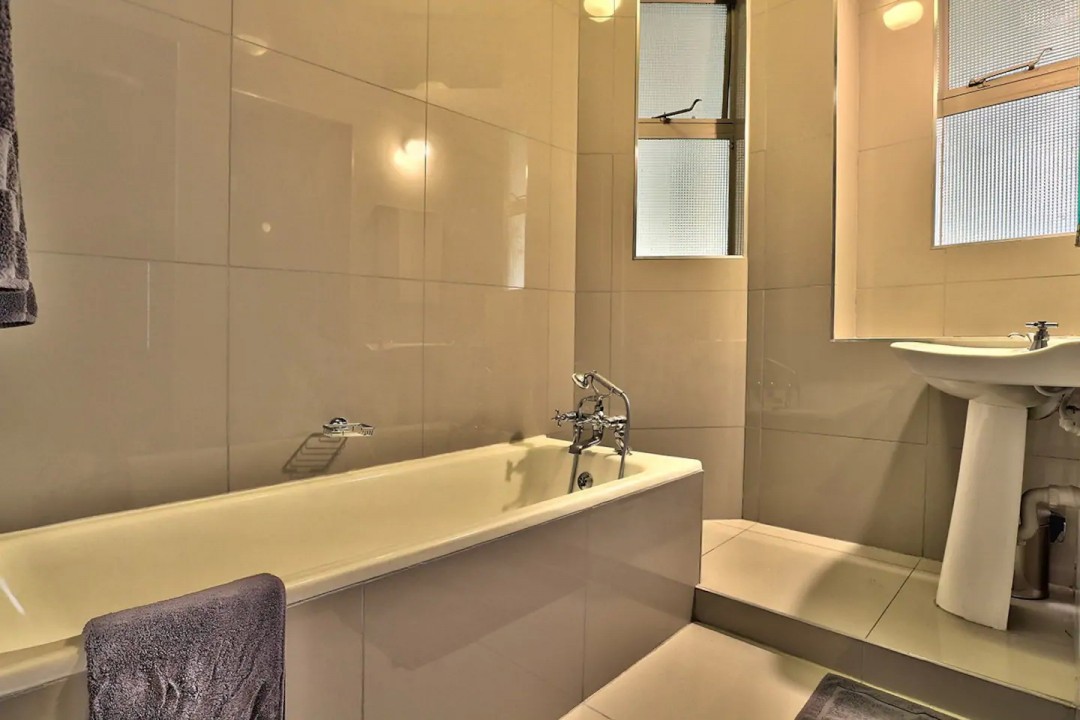 8b18a146-5c21-4fc6-b2ae-5f5586fad62c