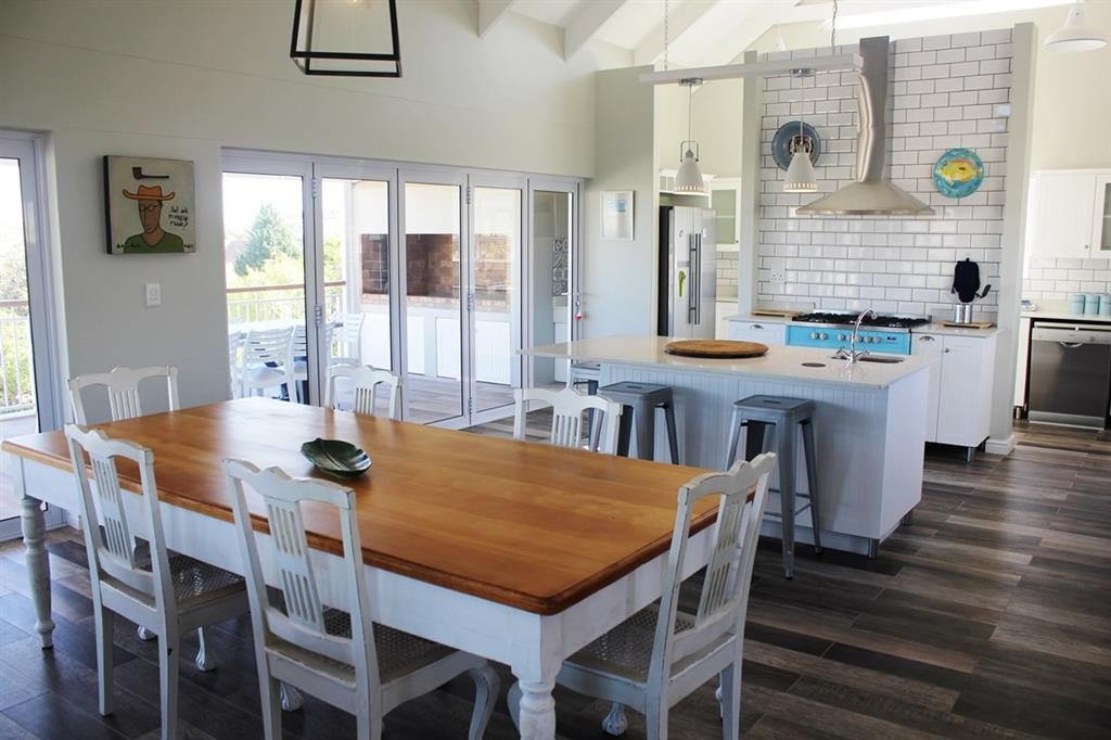 20181121_011616_AM_Dining_Braai