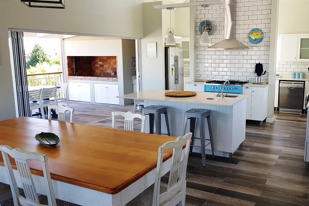 20181121_011633_AM_Dining_kitchen