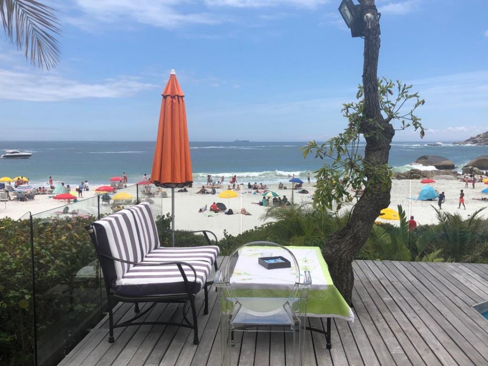 63-Fourth-Beach-Clifton-Bungalow-10