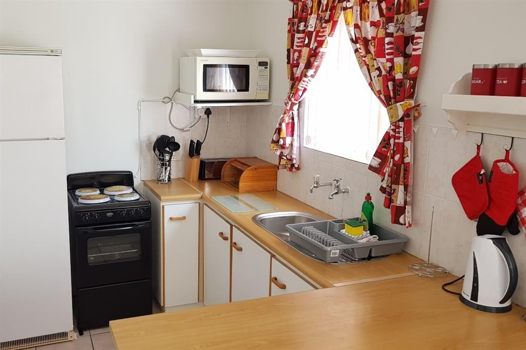 20181102_122010_5_KN_Kitchen