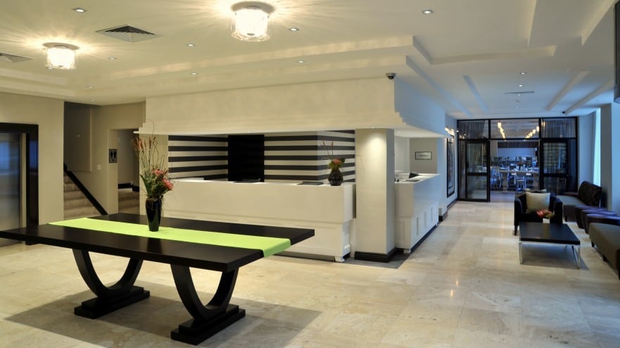 inn-on-the-square3-881x494