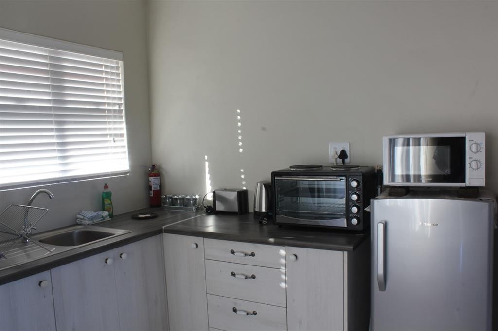 20180308_072946_5_SC1_Kitchen