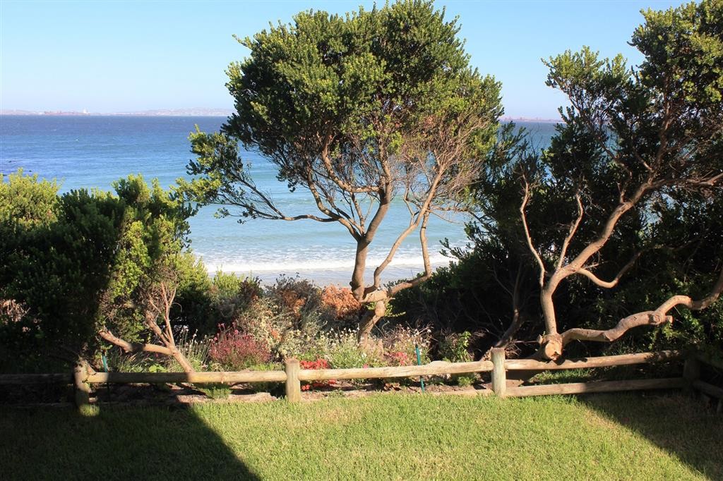 20171012_095649_6_SBI_View_from_house_2