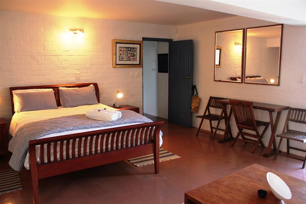 20171012_101638_5_SPI_Bedroom_2