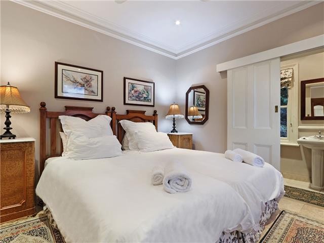 d91f0b38-f8e9-4906-beb9-9d1be40e6489